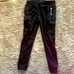Very good cut Cargo pants for women.